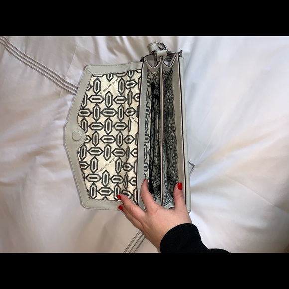 Rebecca Minkoff Large Cream MAC Crossbody Bag - Picture 3 of 5